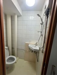 Woodsvale (D25), Condominium #583368711